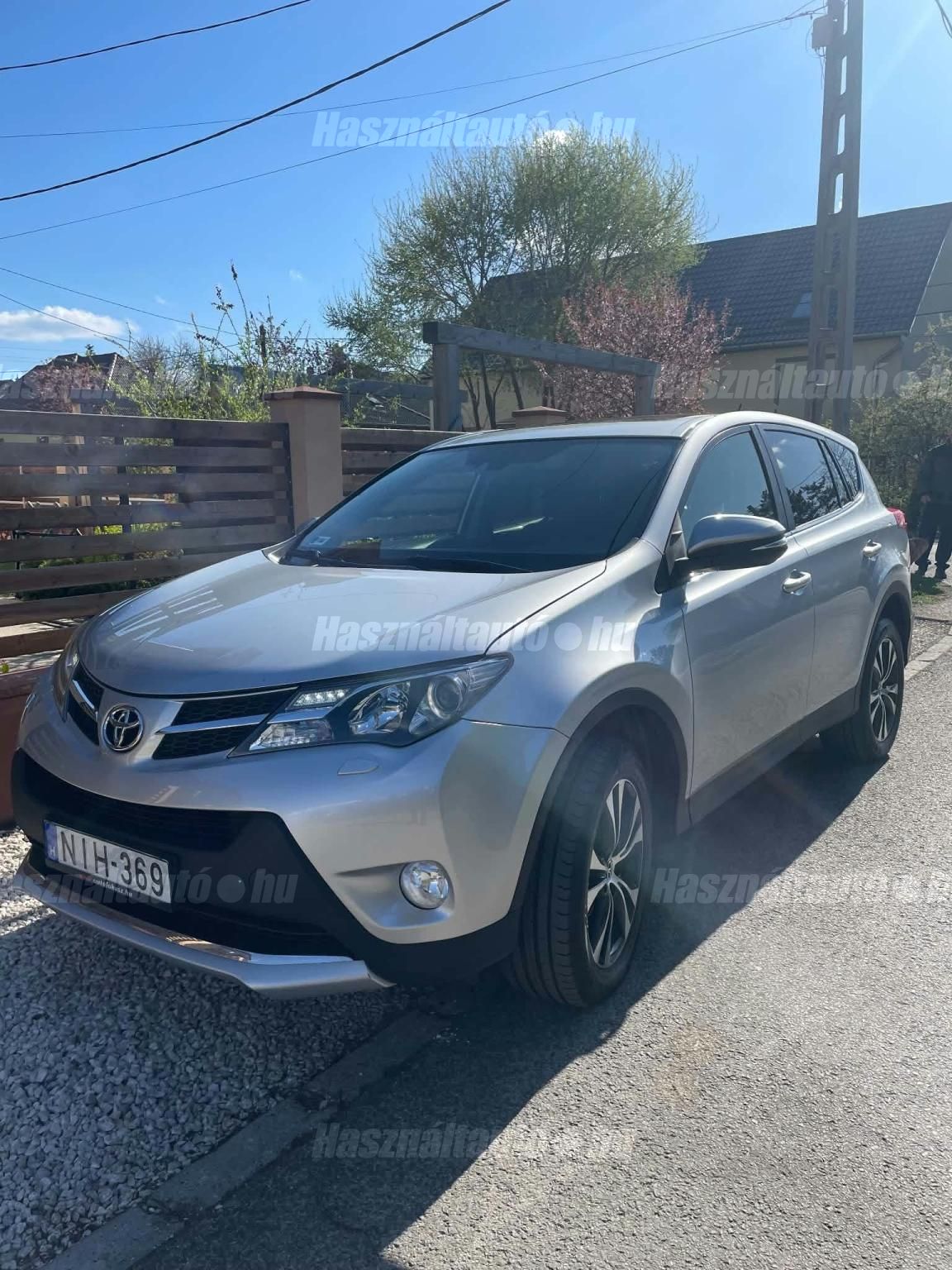 TOYOTA RAV 4 2015/10 - 1