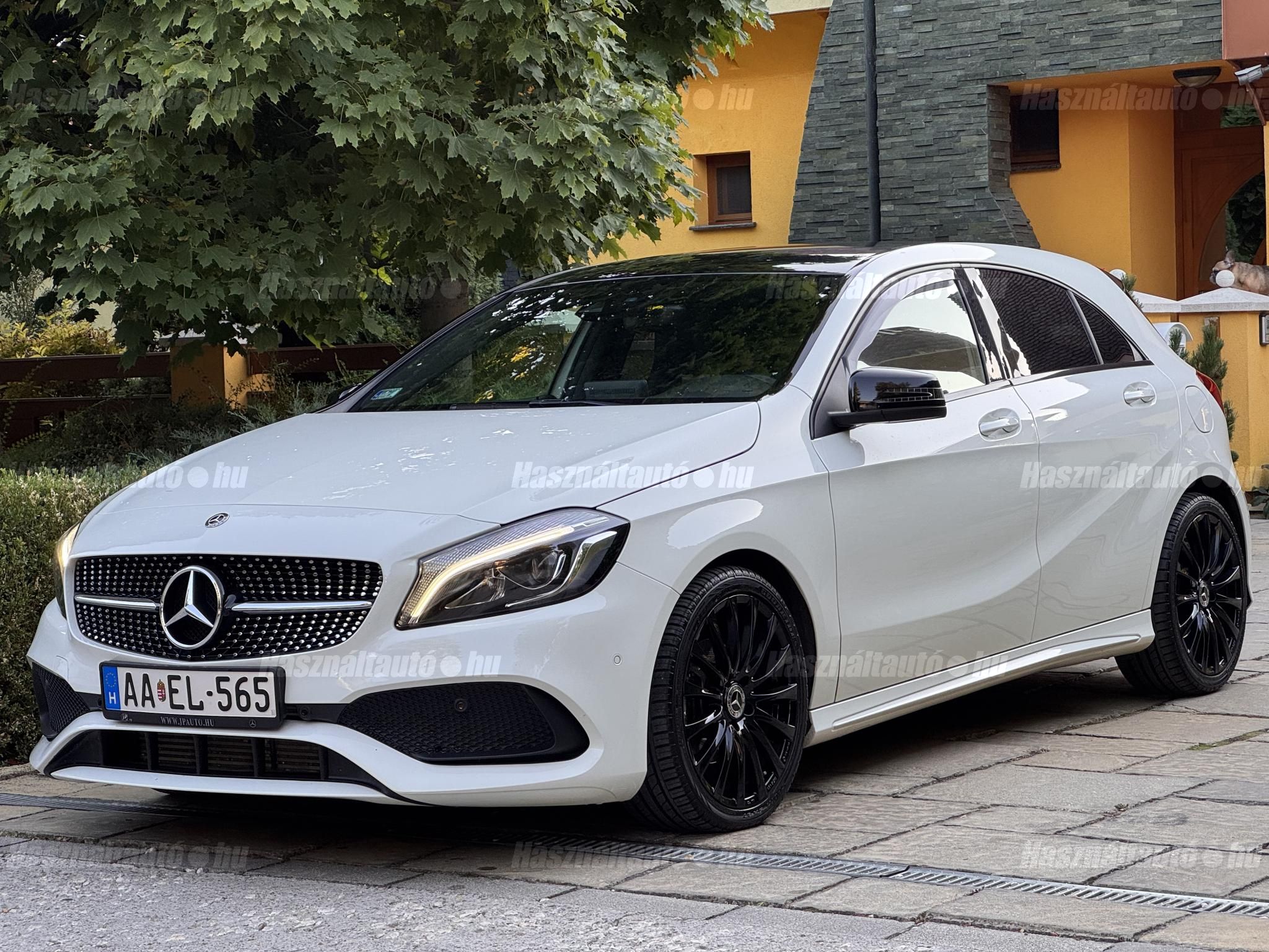 MERCEDES-BENZ A 200 2018/4 - 1