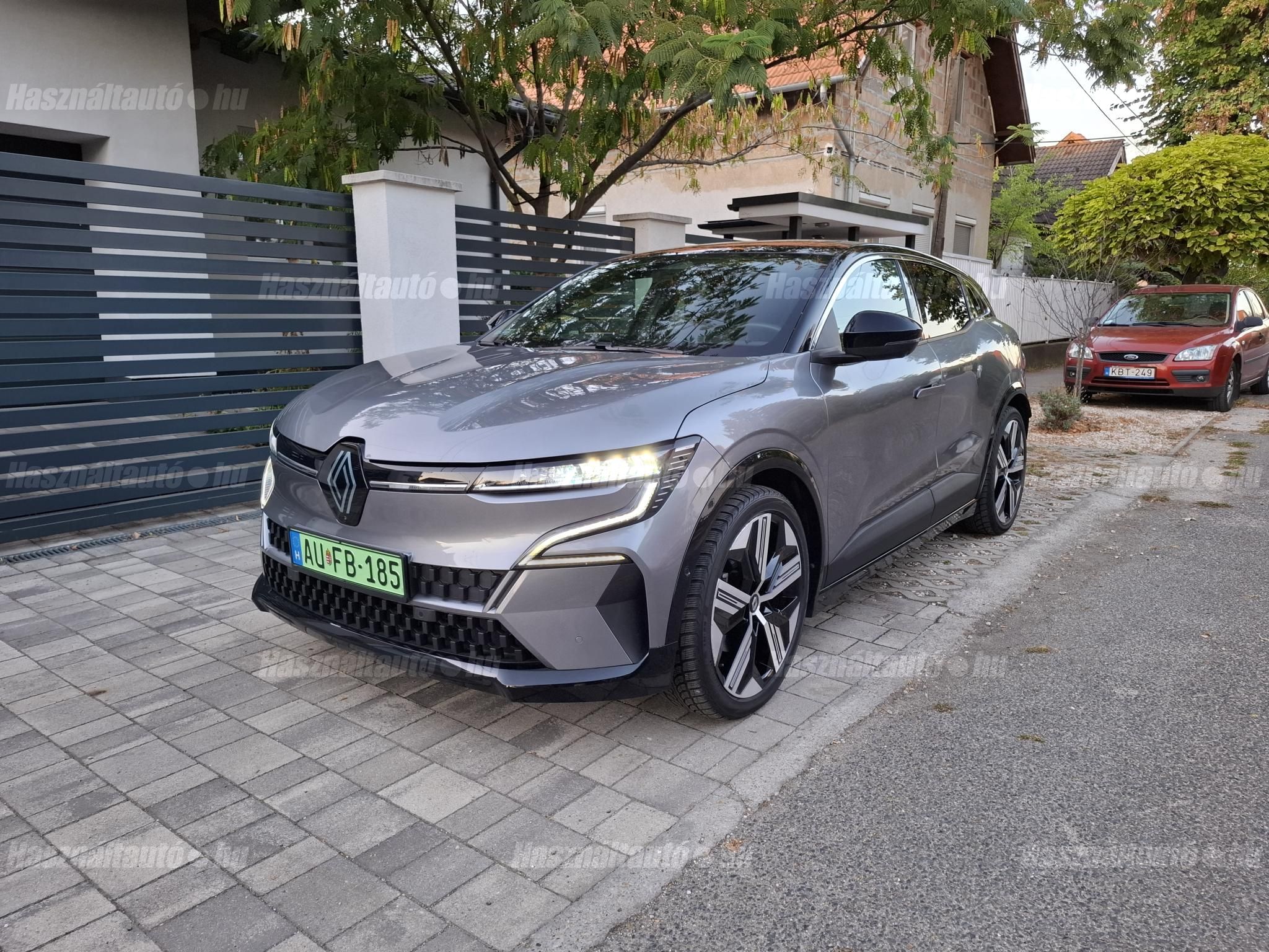 RENAULT MEGANE 2024/6 - 1