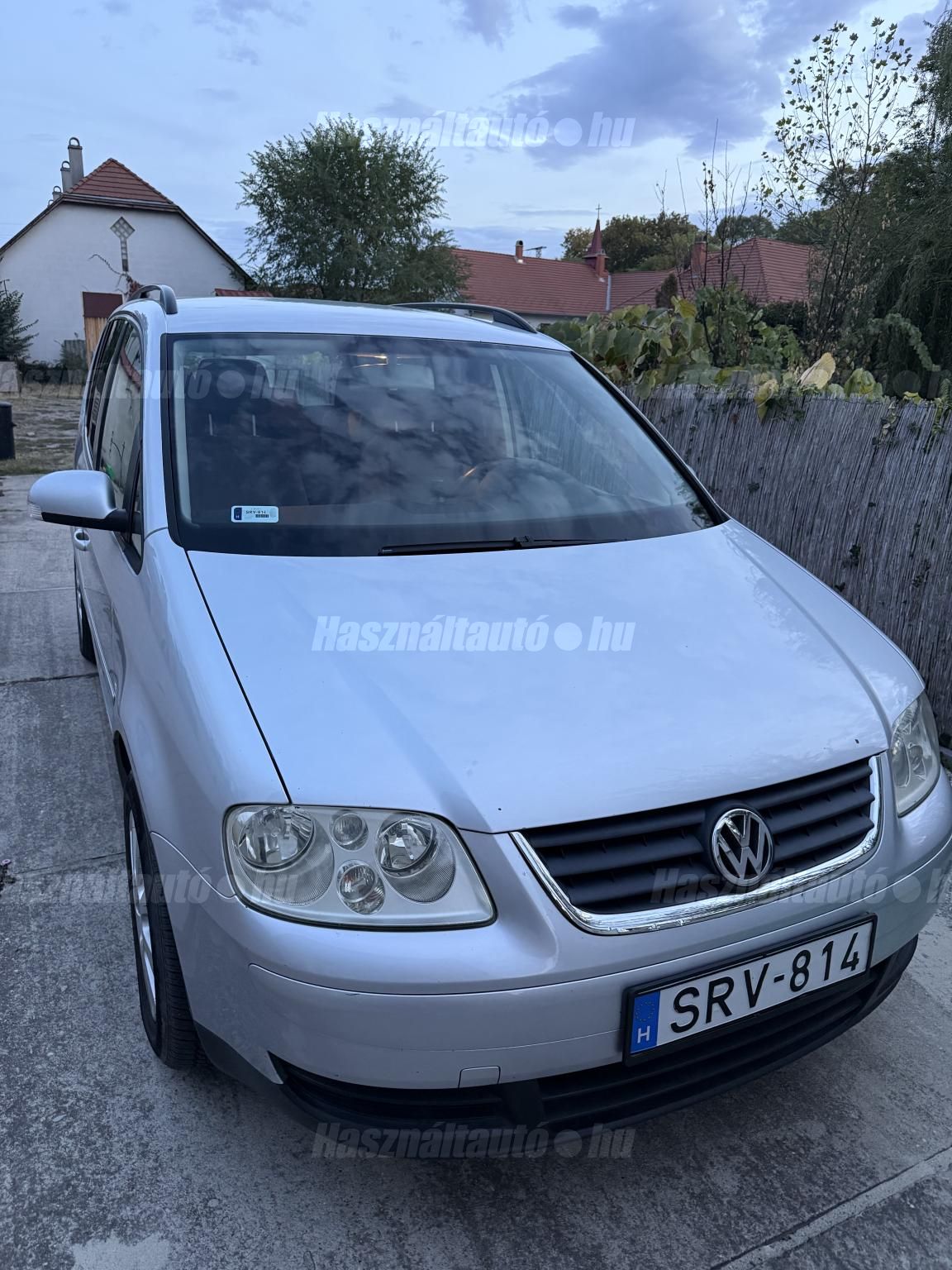 VOLKSWAGEN TOURAN 2004/1 - 1