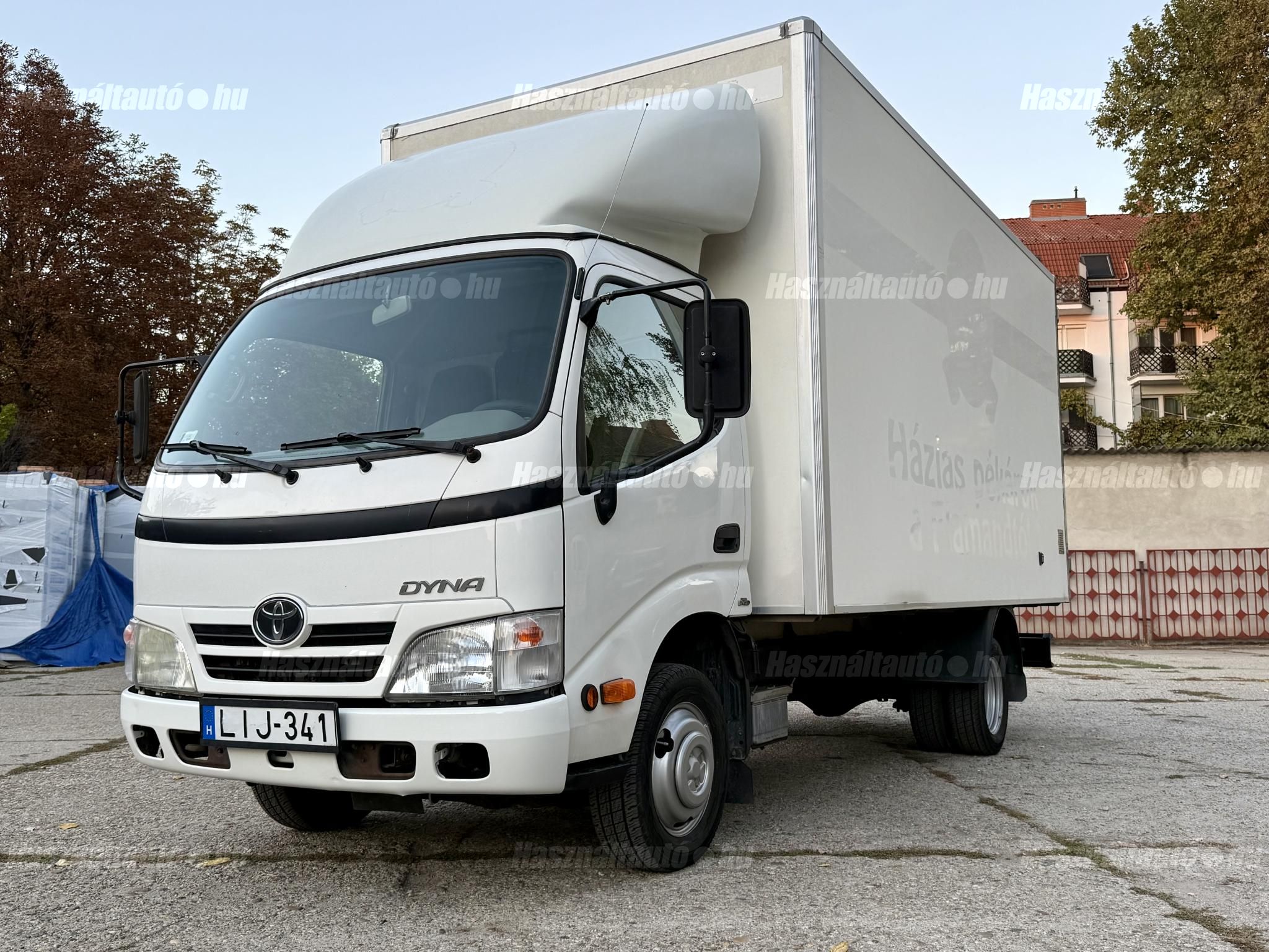 TOYOTA DYNA 2009/3 - 1