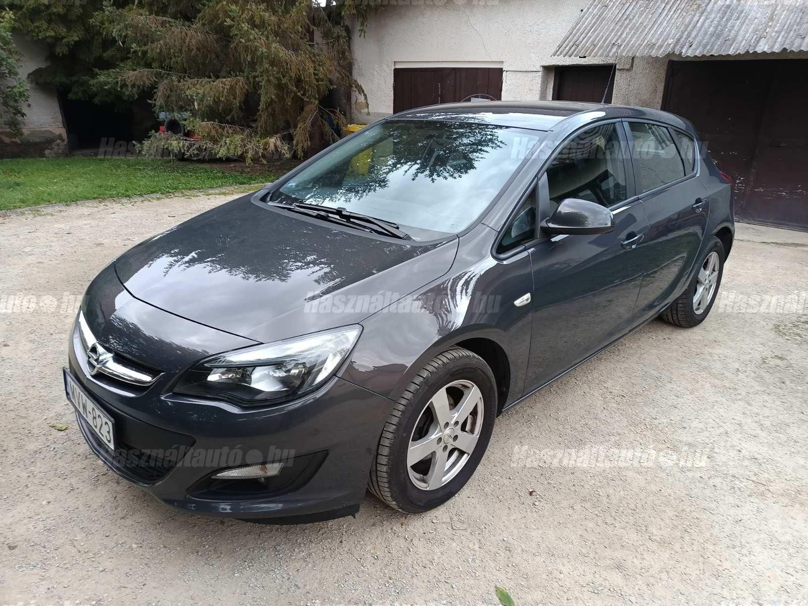 OPEL ASTRA J 2014/8 - 1