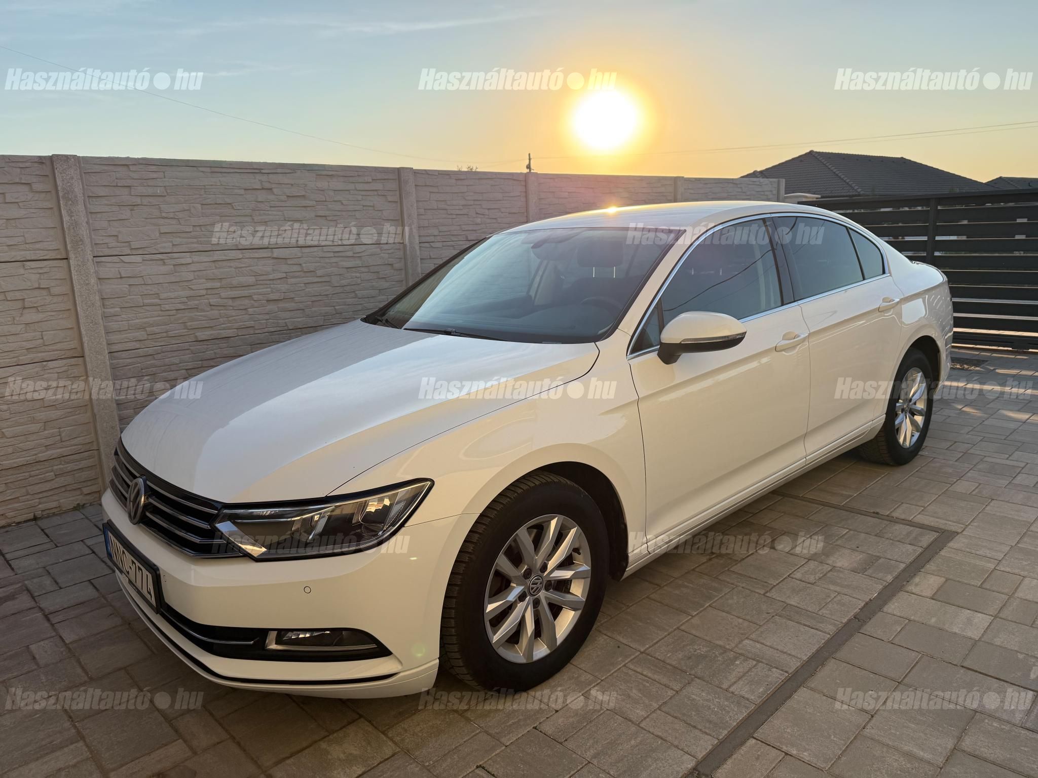 VOLKSWAGEN PASSAT VIII 2016/4 - 1