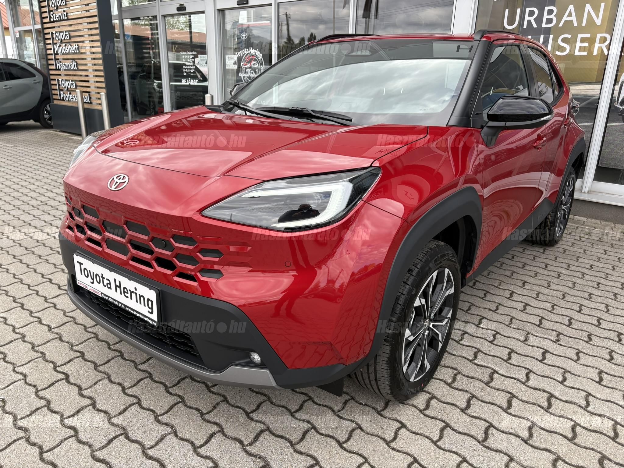 TOYOTA YARIS CROSS 2026 - 1