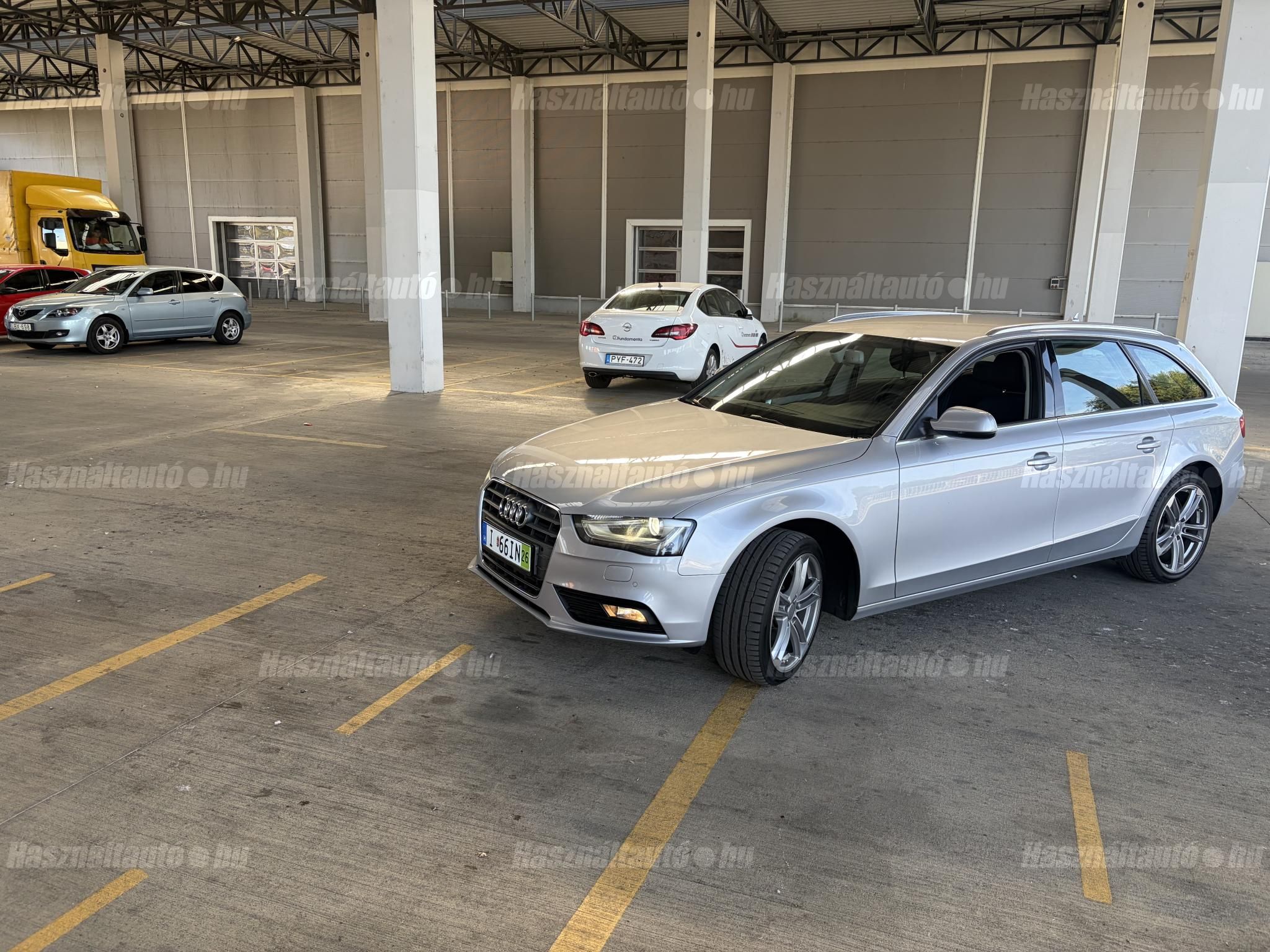AUDI A4 2014/9 - 1