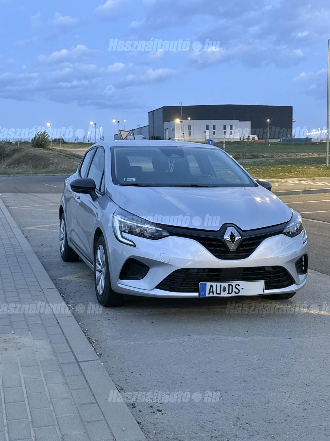 RENAULT CLIO 2021/12 - 1