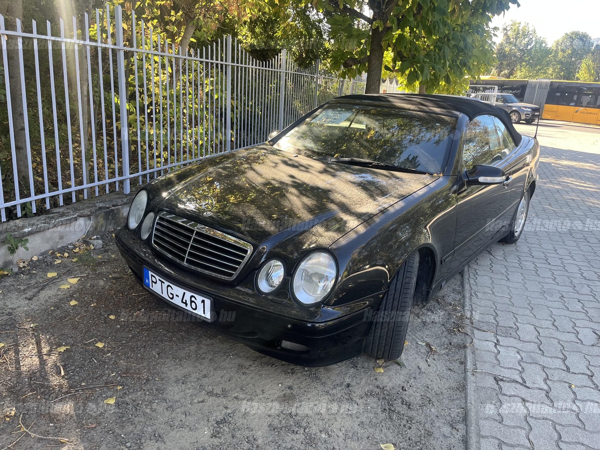 MERCEDES-BENZ CLK 200 2001/2 - 1