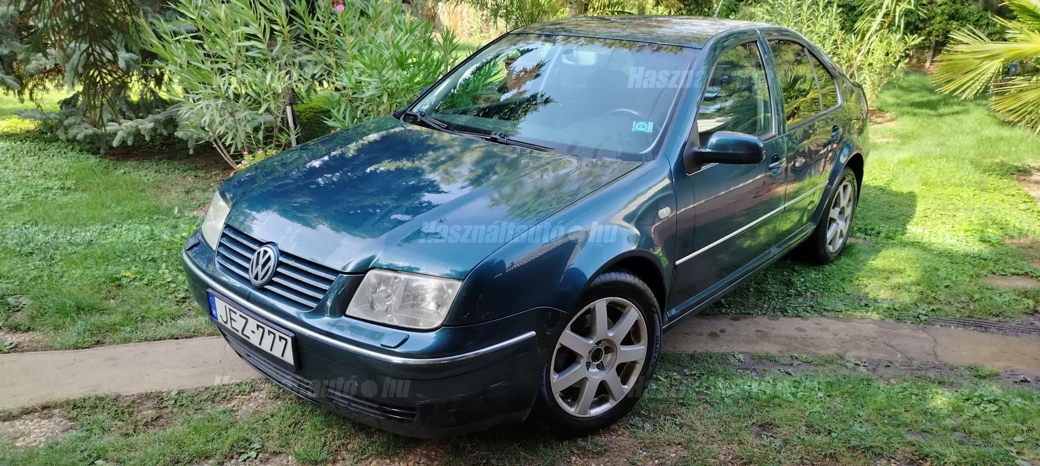 VOLKSWAGEN BORA 2003 - 1
