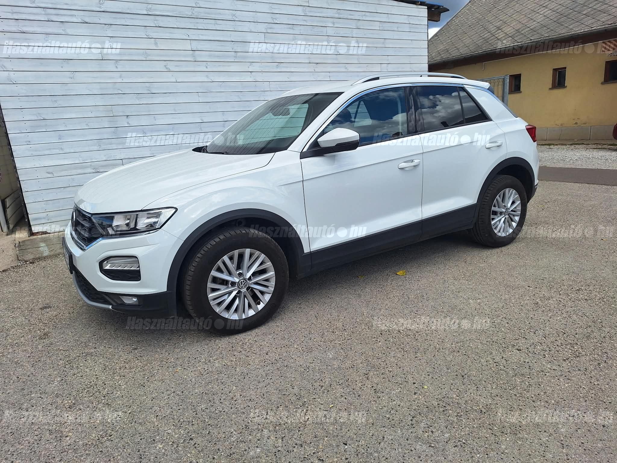 VOLKSWAGEN T-ROC 2019/8 - 1