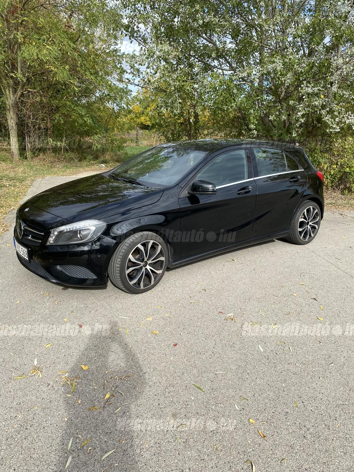 MERCEDES-BENZ A 200 2014/2 - 1