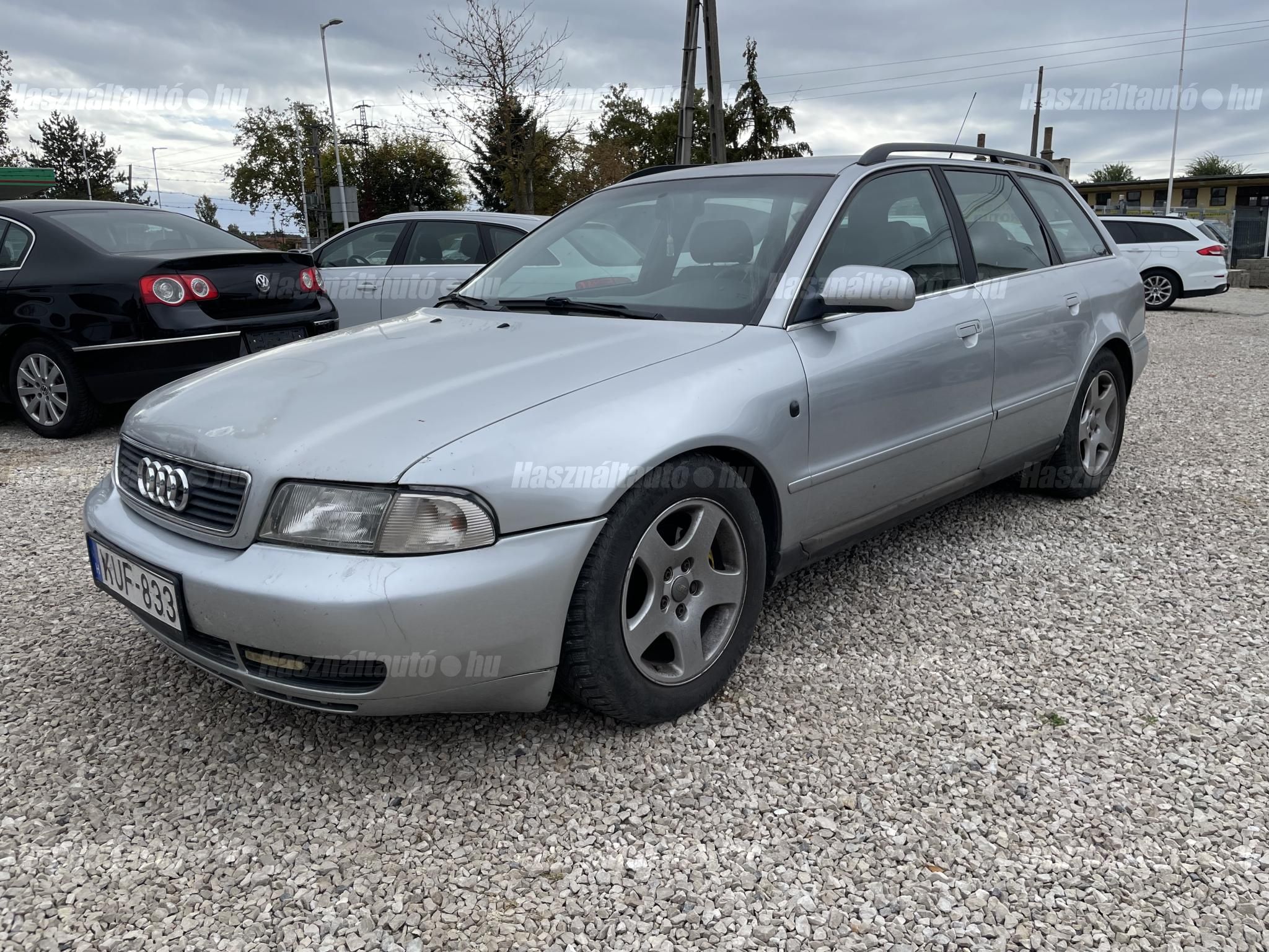 AUDI A4 1998/12 - 1