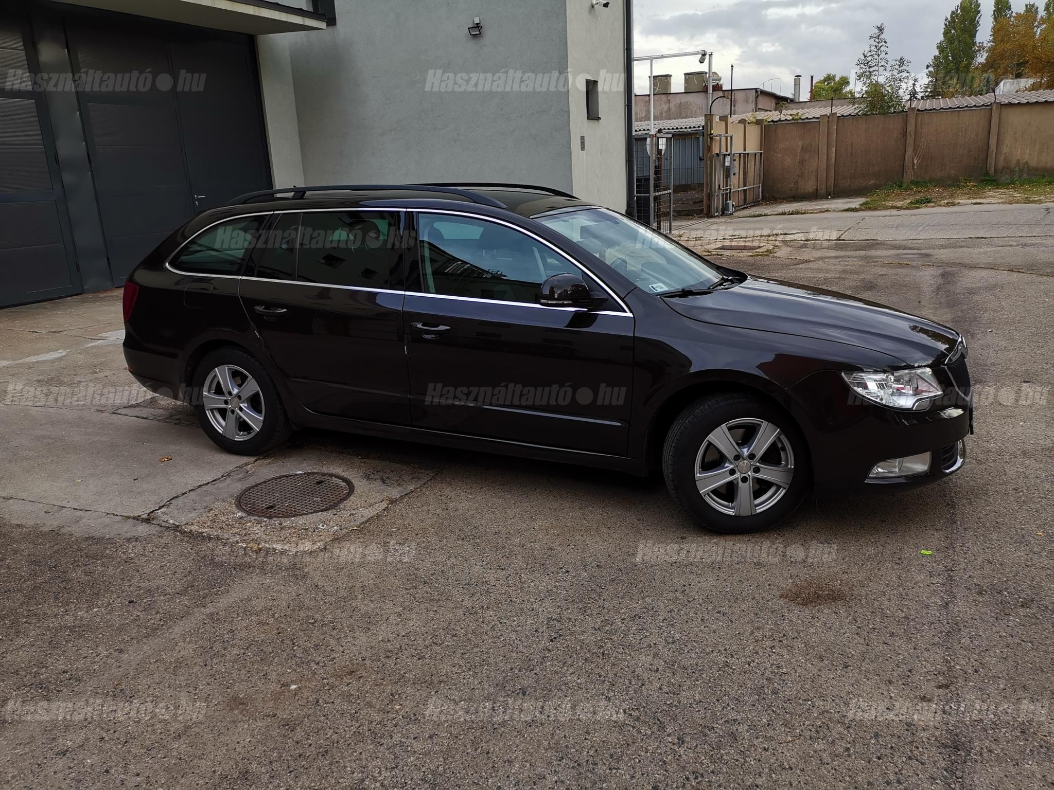 SKODA SUPERB 2012/9 - 1
