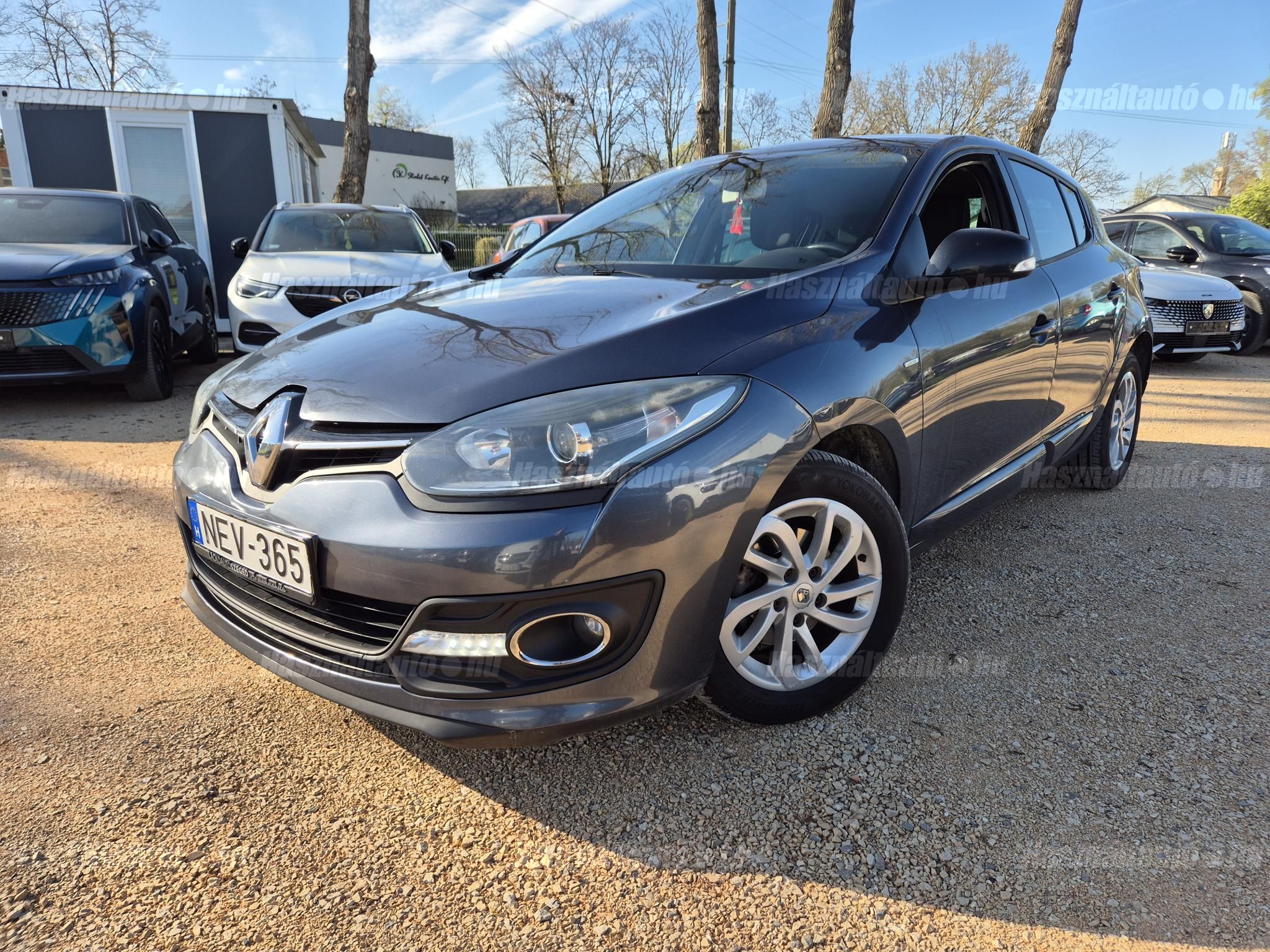 RENAULT MEGANE 2015 - 1