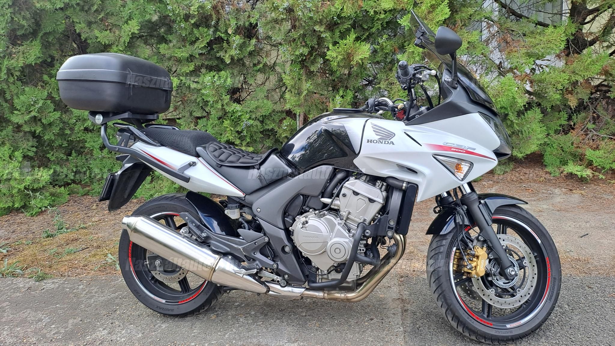HONDA CBF 600 2010/9 - 1