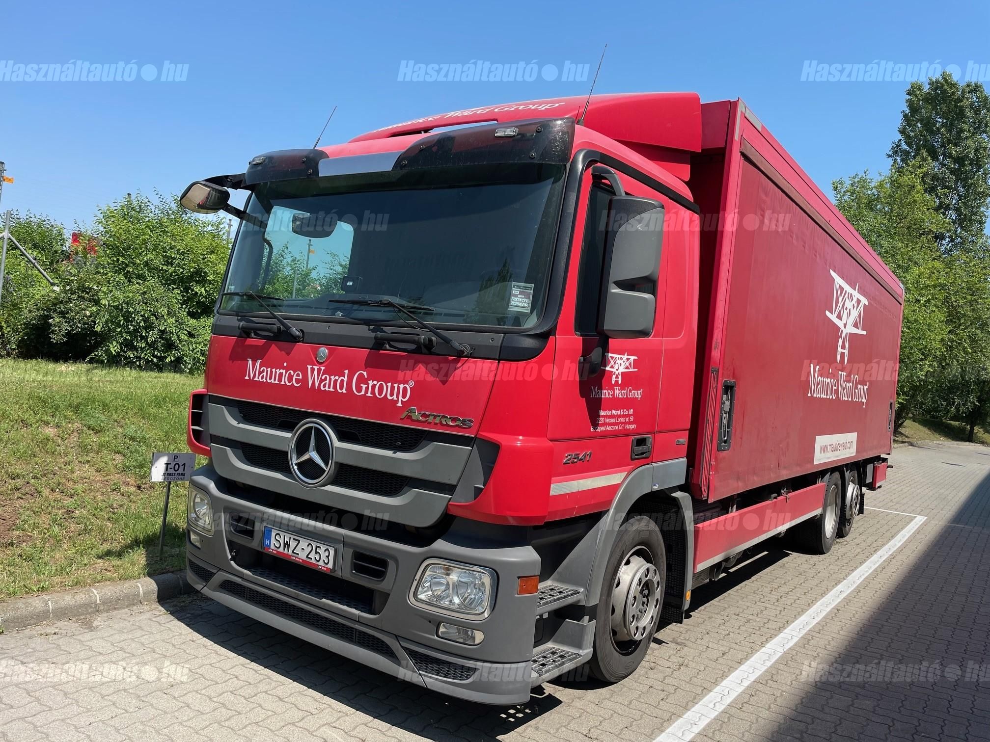 MERCEDES-BENZ 2012/6 - 1