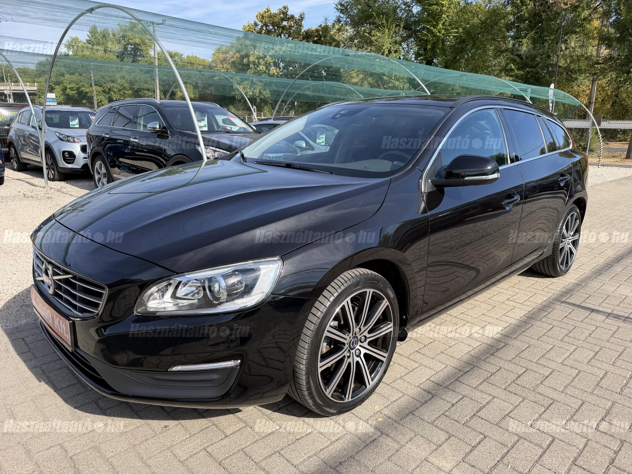 VOLVO V60 2016/12 - 1
