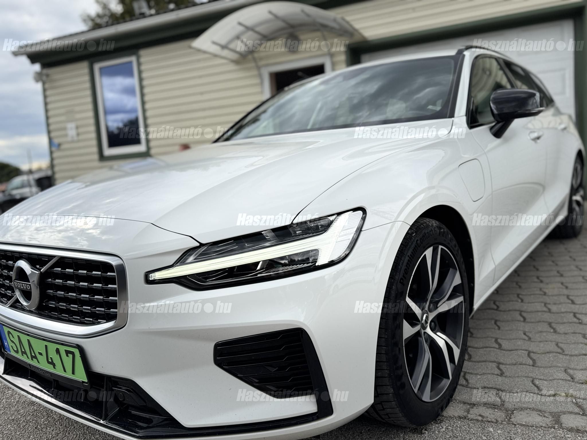 VOLVO V60 2020/2 - 1