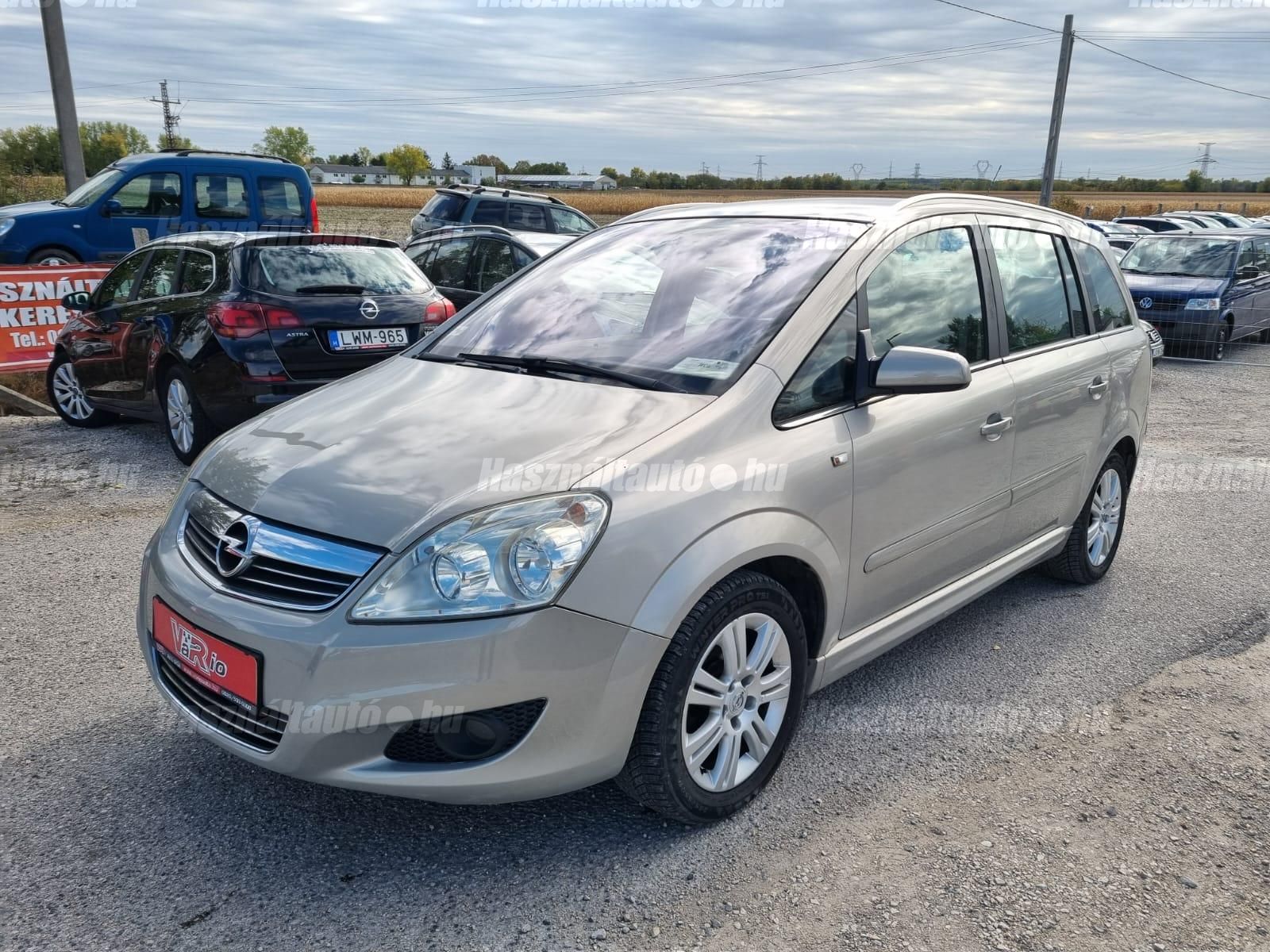 OPEL ZAFIRA 2009/1 - 1