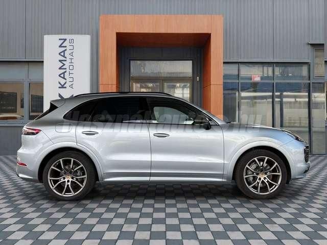 PORSCHE CAYENNE 2022/12 - 1