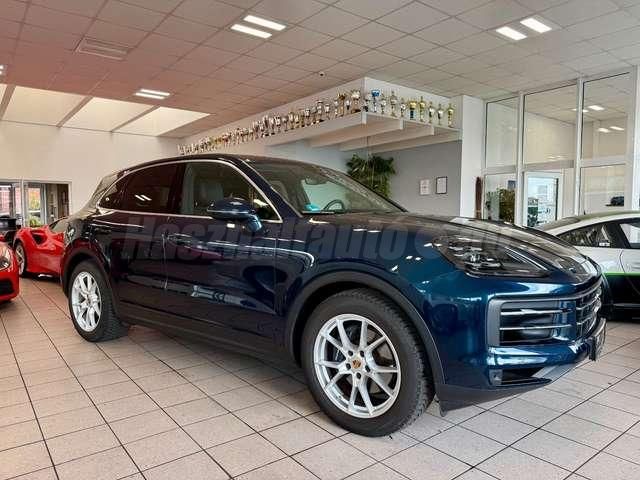 PORSCHE CAYENNE 2023/10 - 1