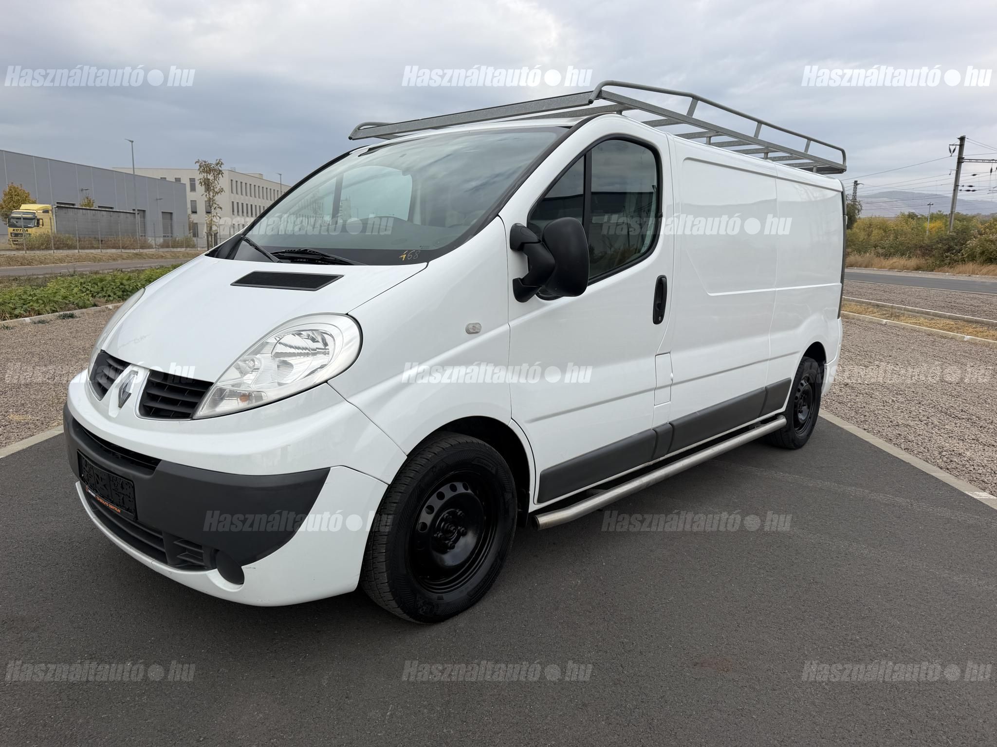 RENAULT TRAFIC 2012/4 - 1