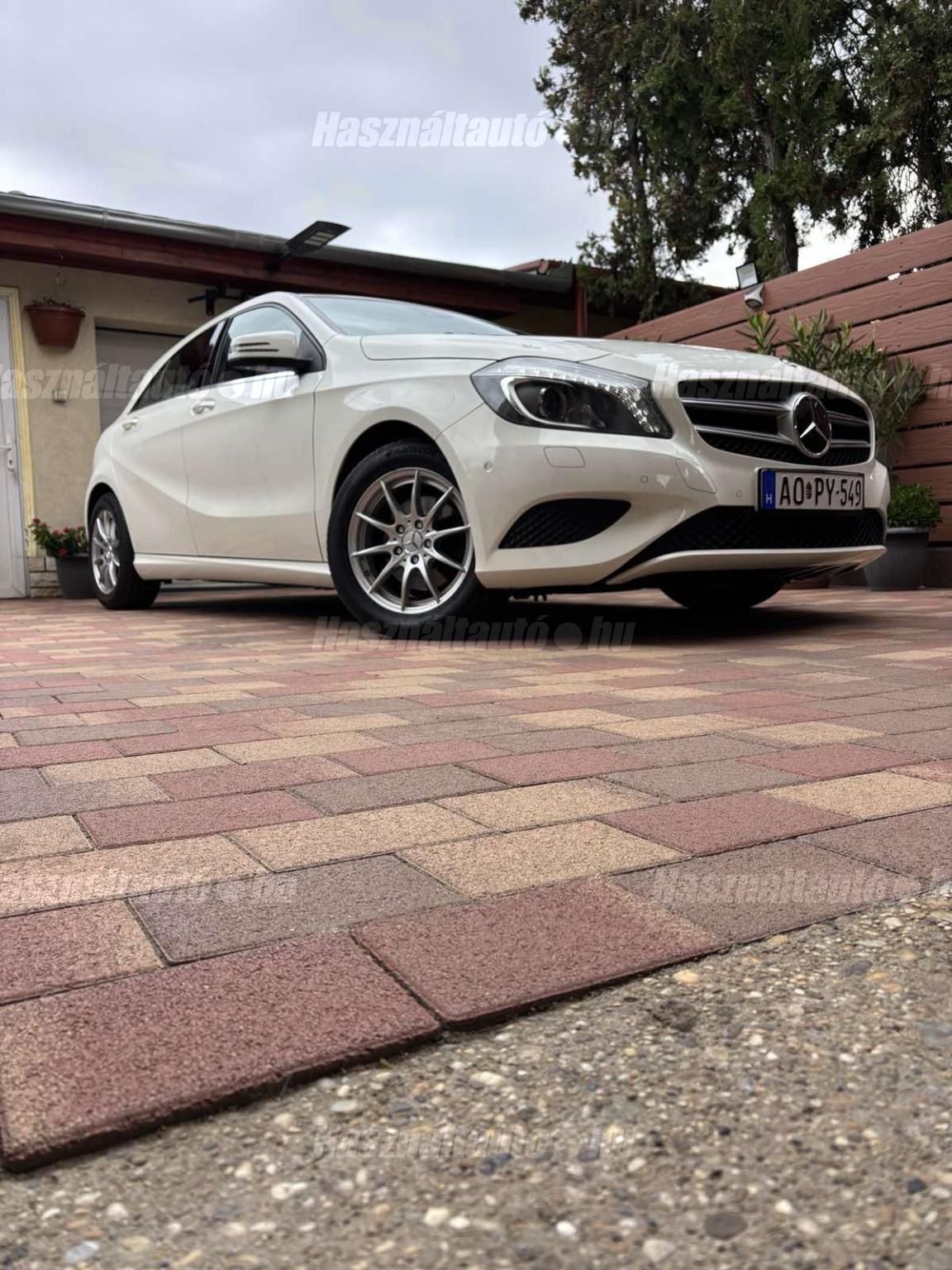 MERCEDES-BENZ A 200 2015/5 - 1