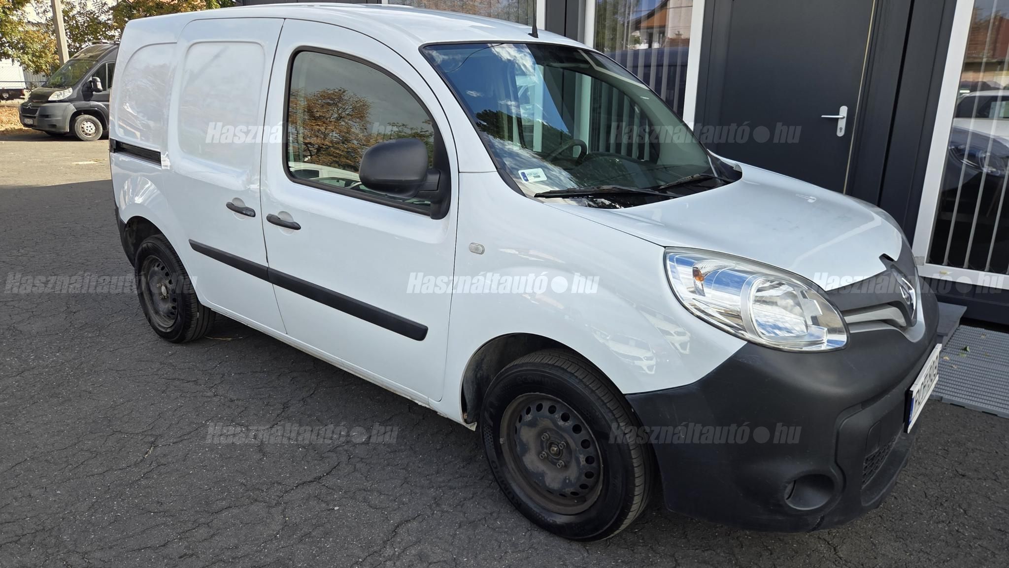 RENAULT KANGOO 2017/4 - 1