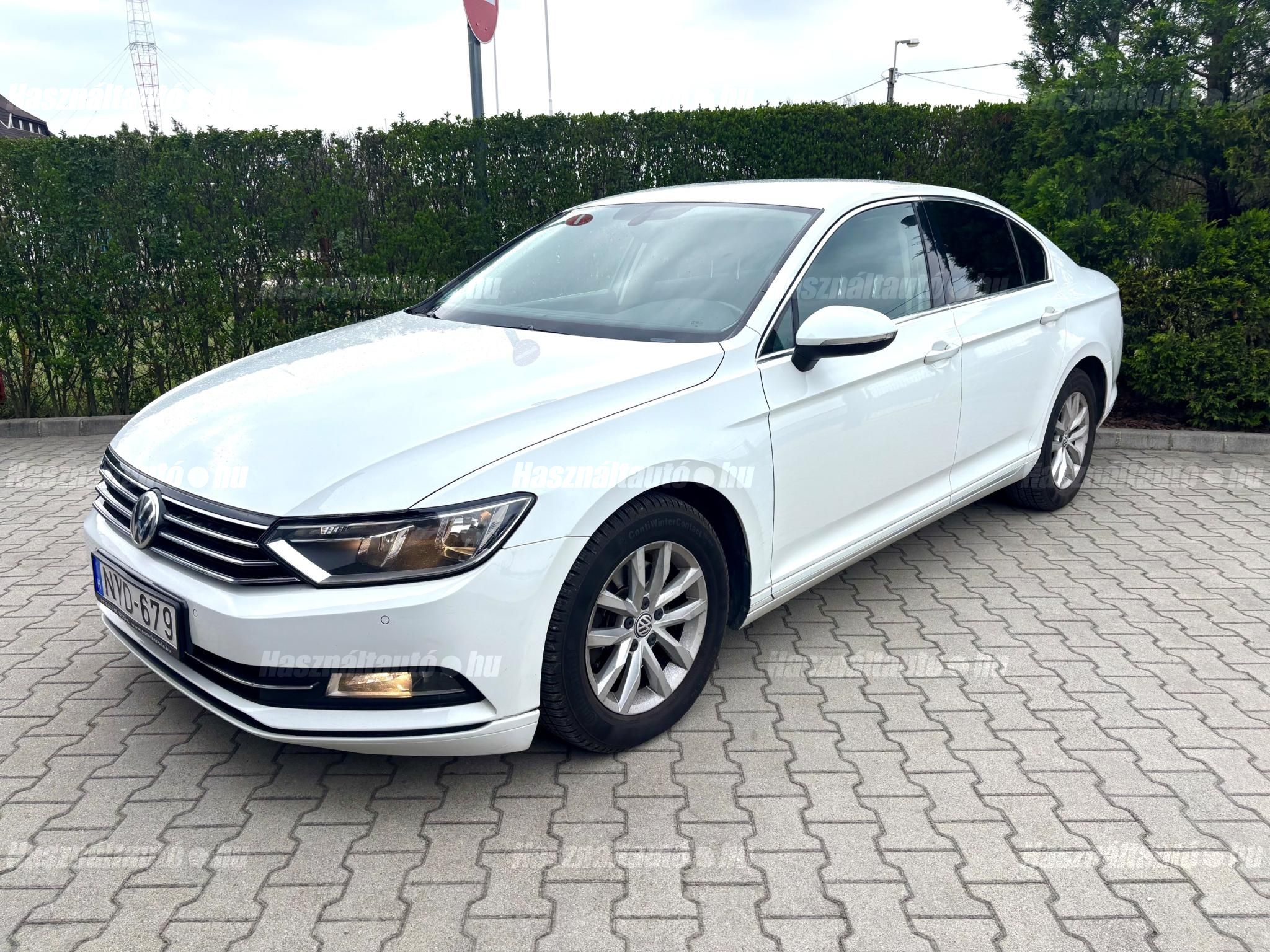 VOLKSWAGEN PASSAT VIII 2016/10 - 1