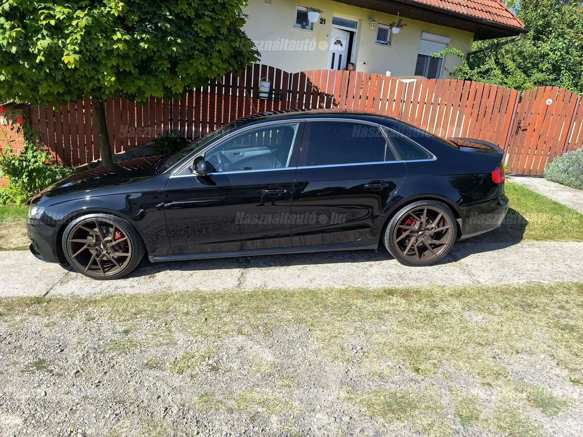 AUDI A4 2008/5 - 1