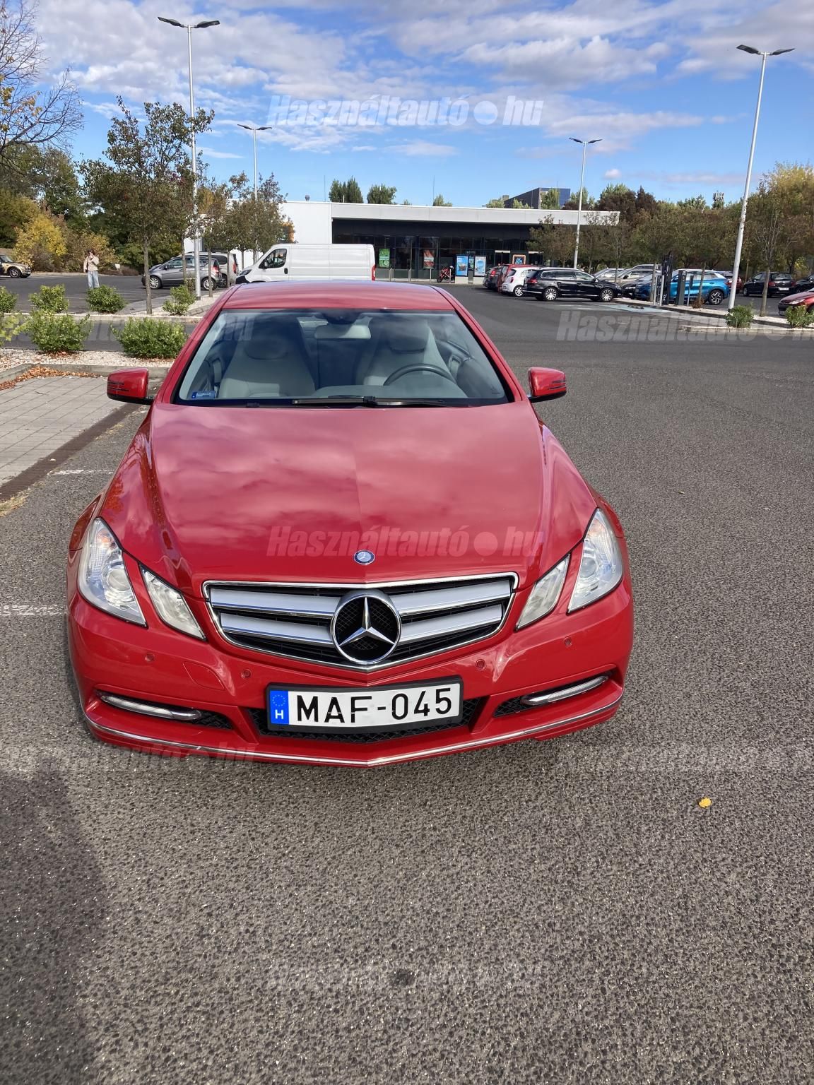 MERCEDES-BENZ E 220 2012/3 - 1