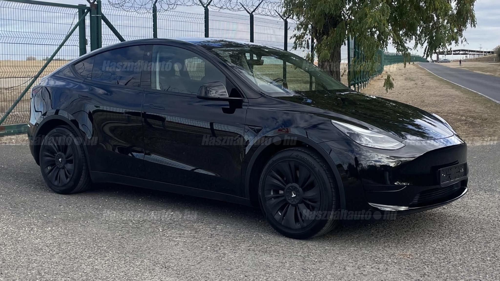 TESLA MODEL Y 2024/1 - 1