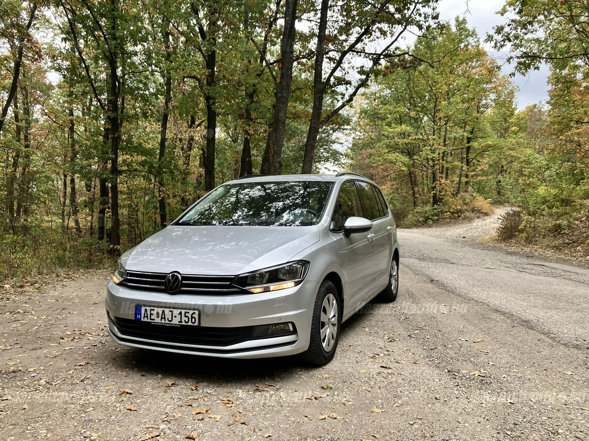 VOLKSWAGEN TOURAN 2023/5 - 1