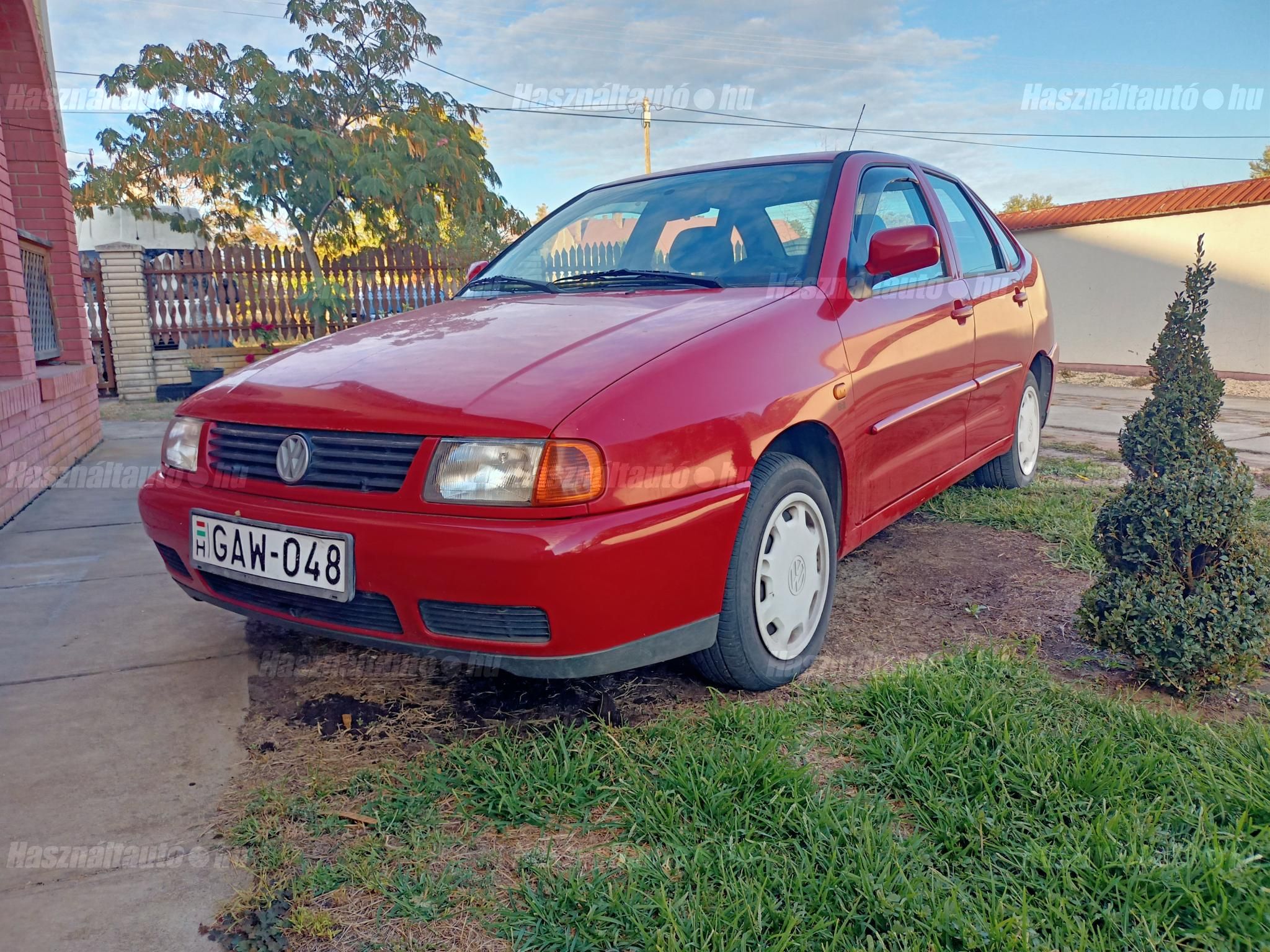 VOLKSWAGEN POLO 1996/5 - 1