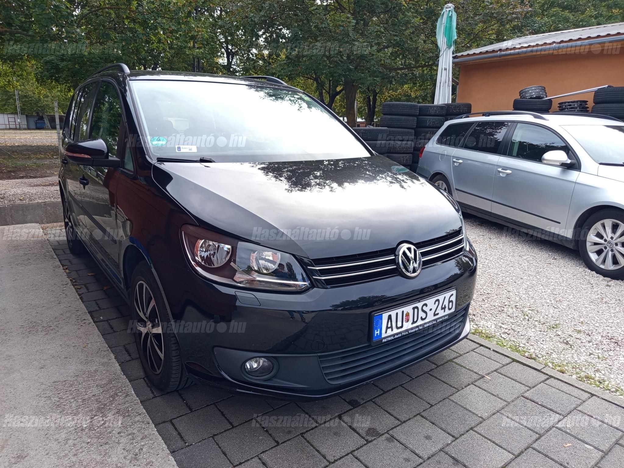 VOLKSWAGEN TOURAN 2014/9 - 1