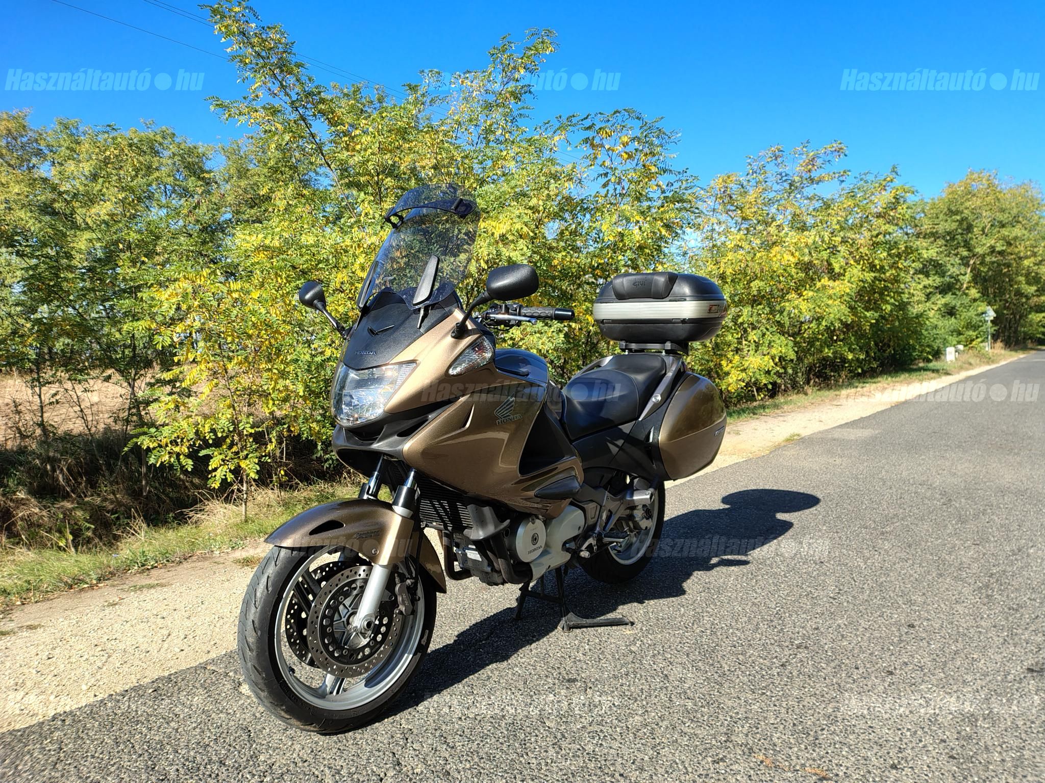 HONDA NT 700 V DEAUVILLE 2006/6 - 1
