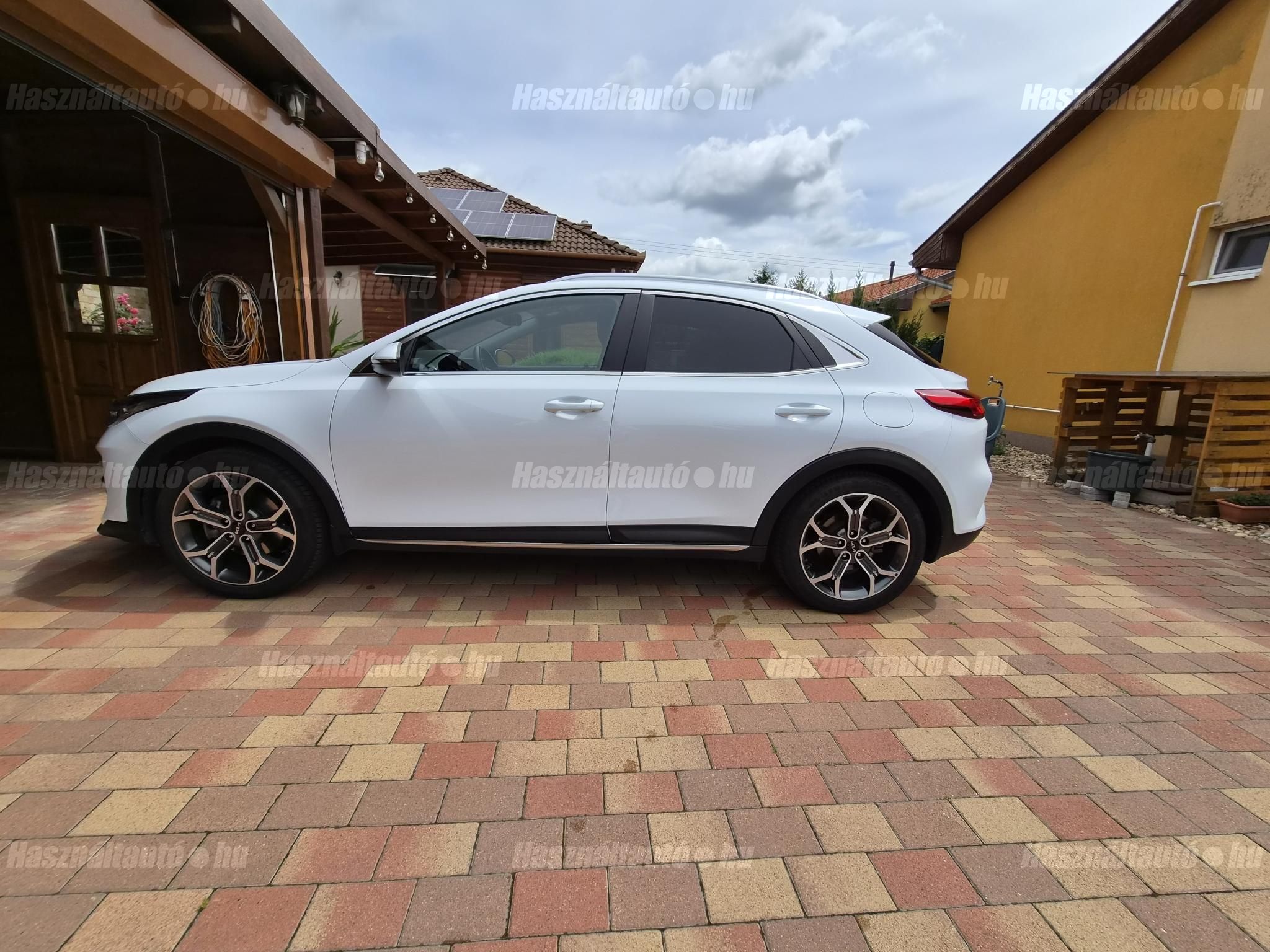 KIA XCEED 2022/6 - 1