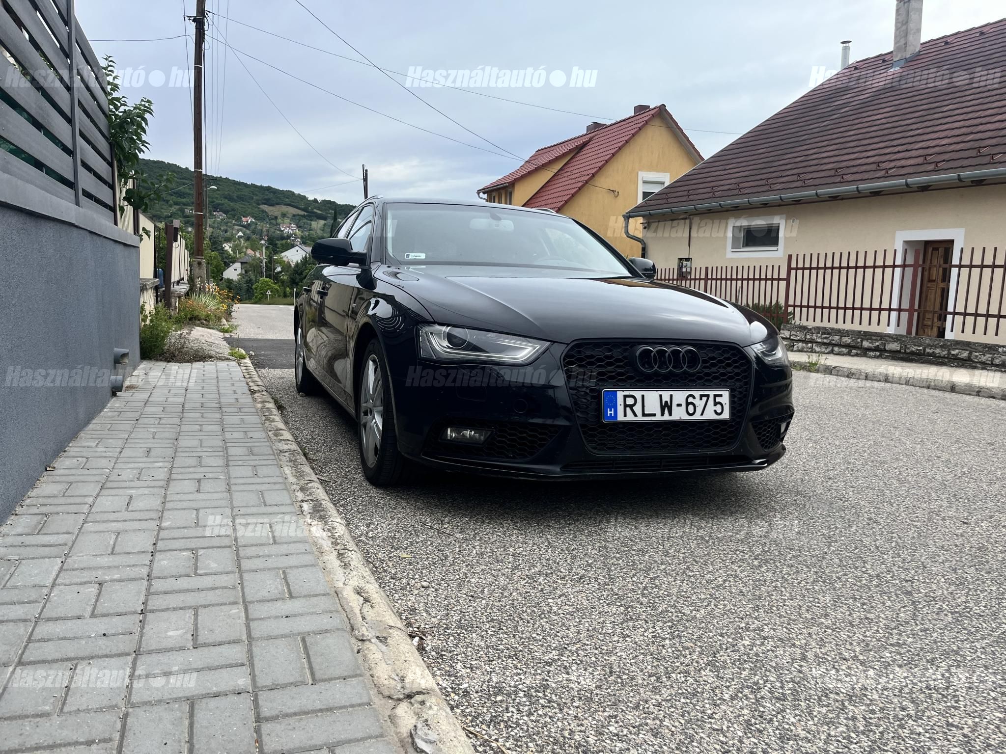 AUDI A4 2013/7 - 1