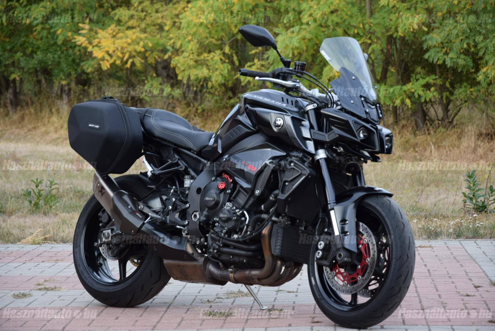 YAMAHA MT-10 2017/10 - 1