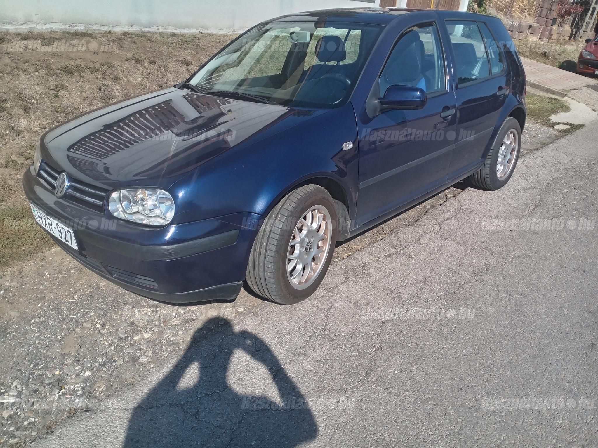 VOLKSWAGEN GOLF IV 2001 - 1