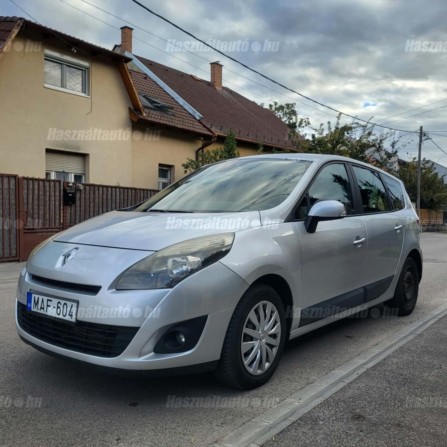 RENAULT SCENIC 2009/7 - 1