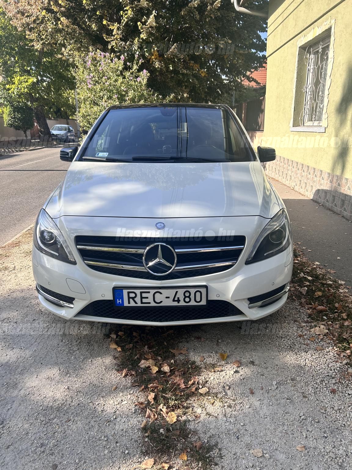 MERCEDES-BENZ B 180 2013/1 - 1