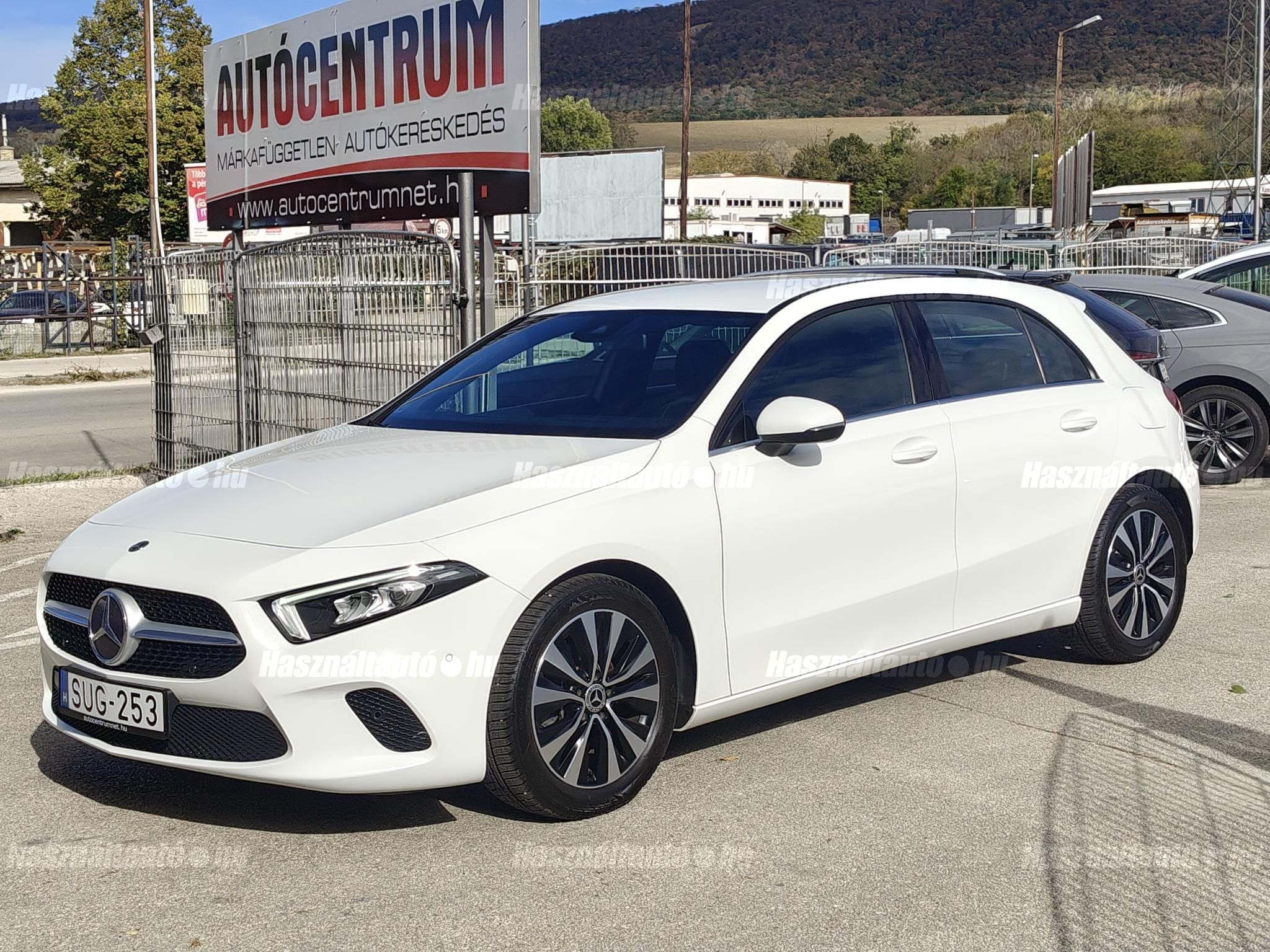 MERCEDES-BENZ A 180 2021/8 - 1