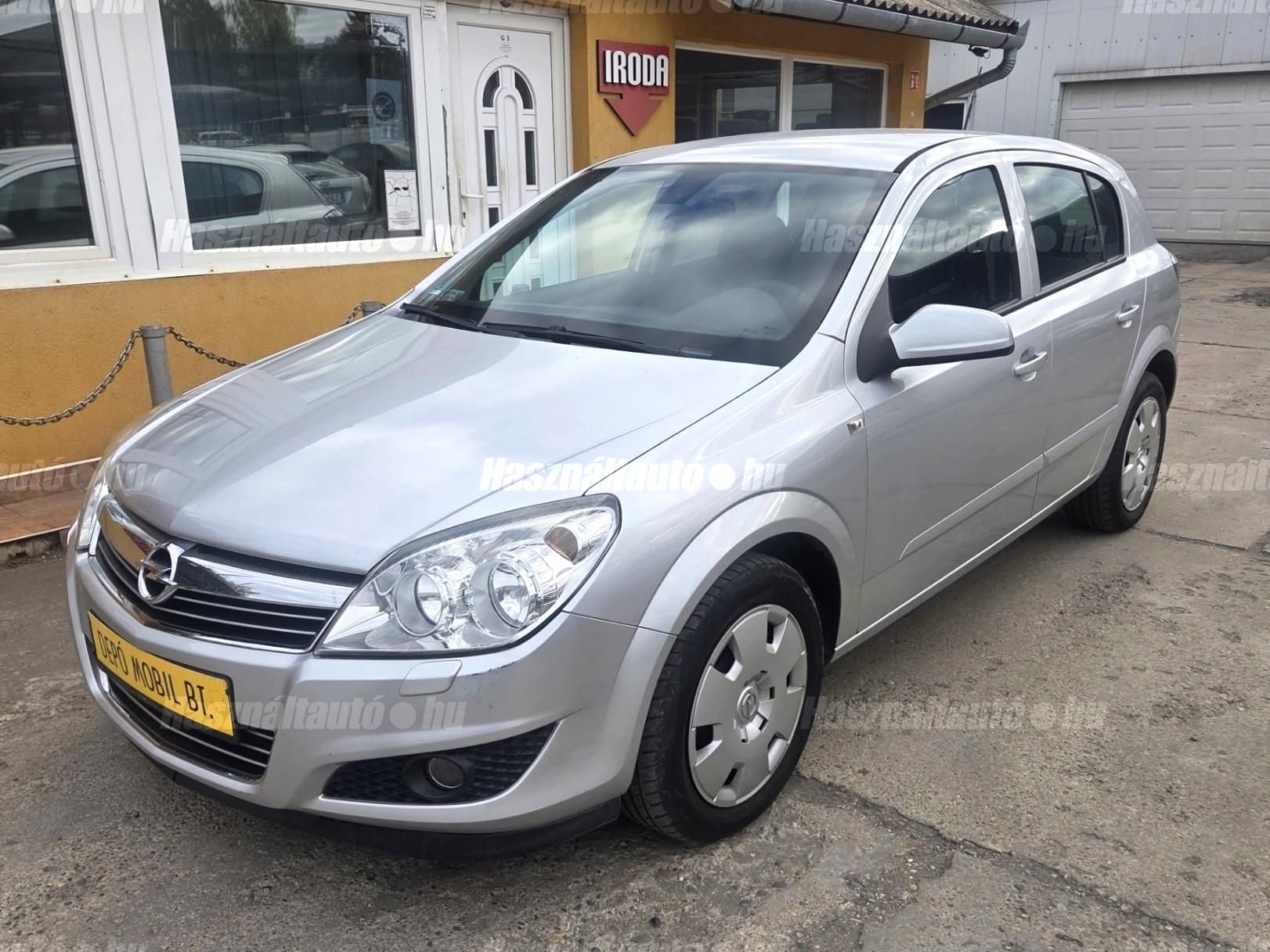 OPEL ASTRA H 2007/7 - 1