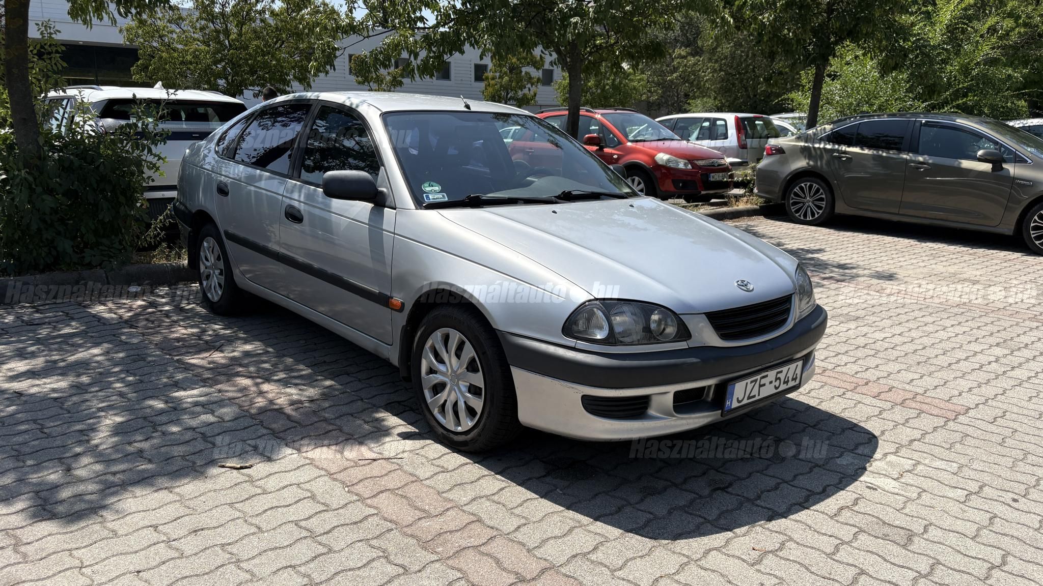 TOYOTA AVENSIS 1999 - 1