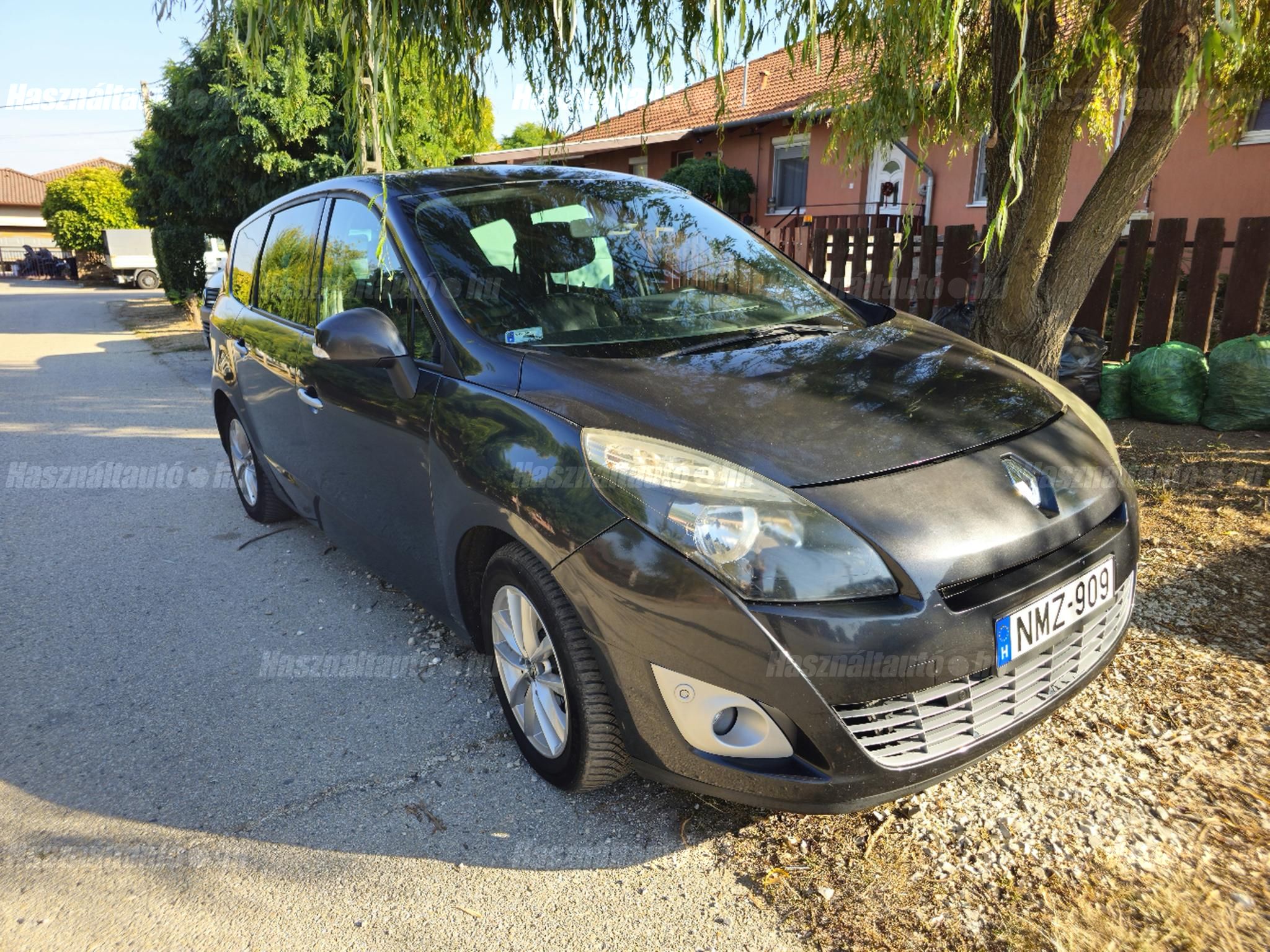 RENAULT GRAND SCENIC 2010/6 - 1