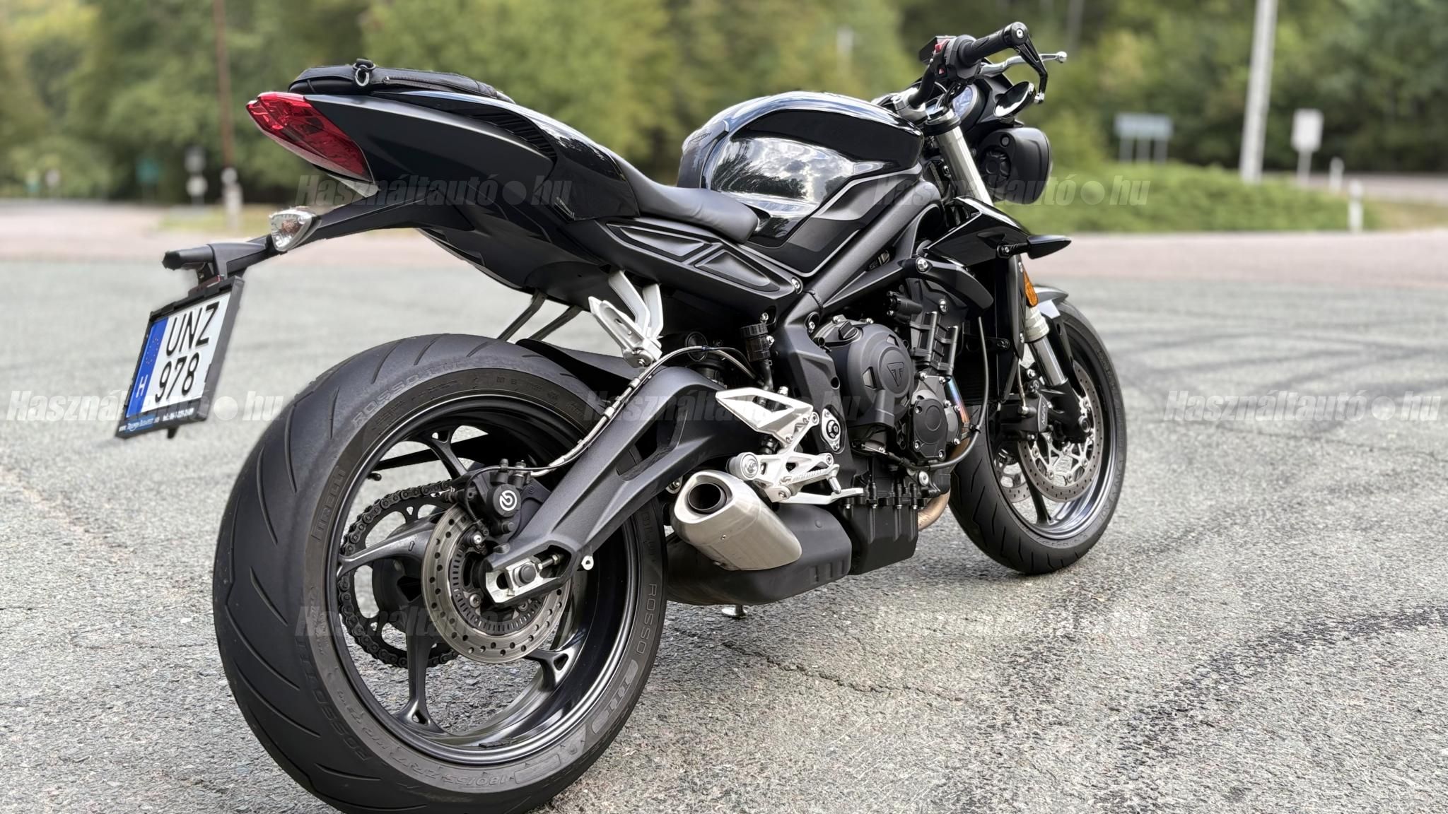 TRIUMPH STREET TRIPLE 2019/8 - 1