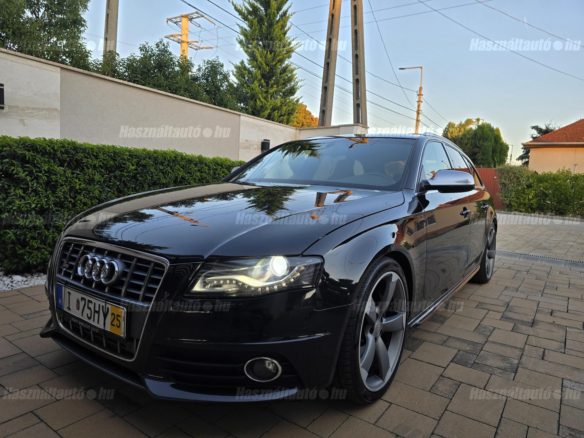 AUDI A4 2011 - 1