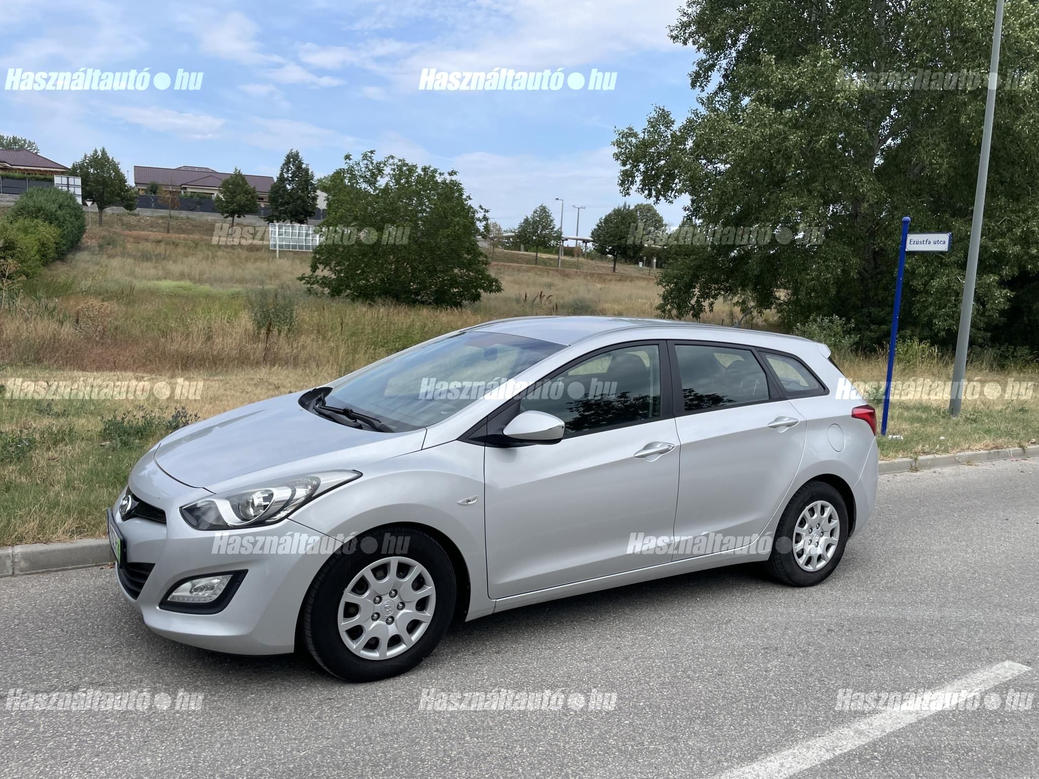 HYUNDAI I30 2013/9 - 1