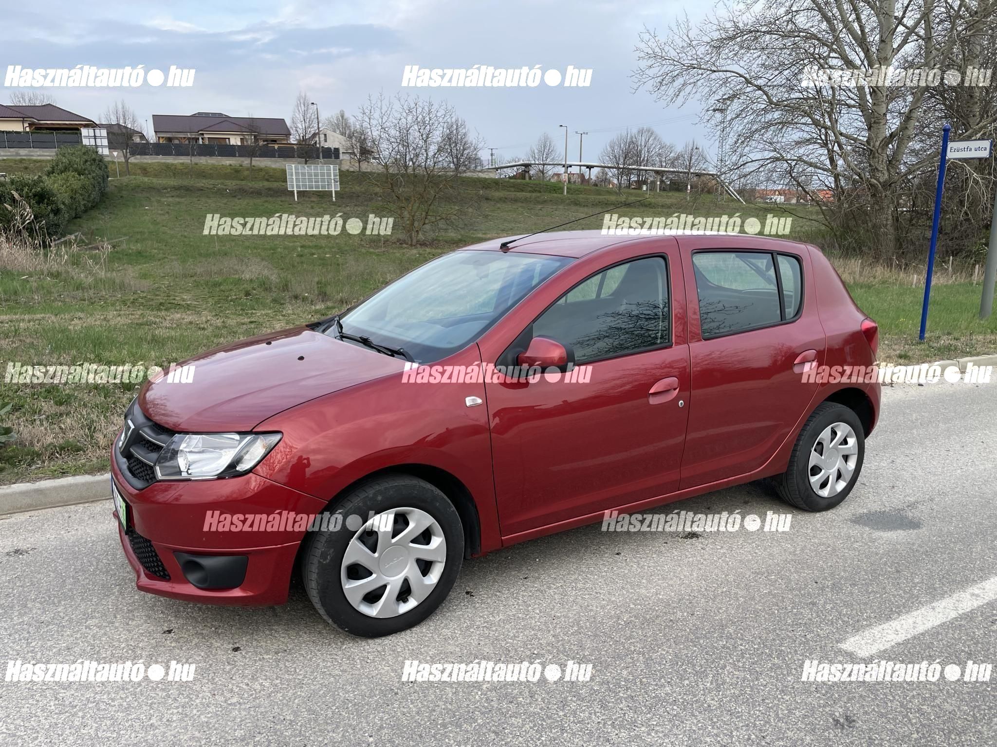 DACIA SANDERO 2016/3 - 1
