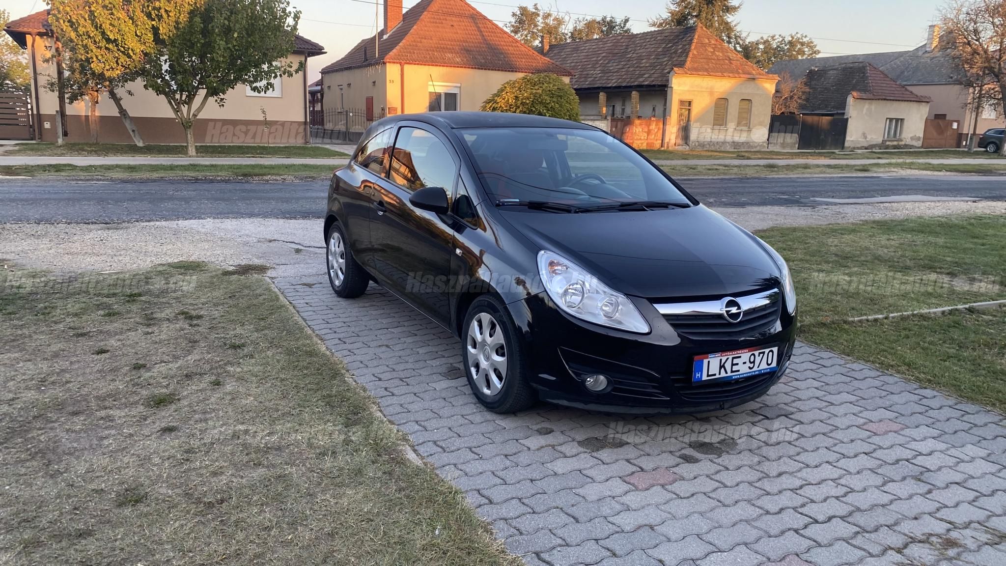 OPEL CORSA D 2008/11 - 1